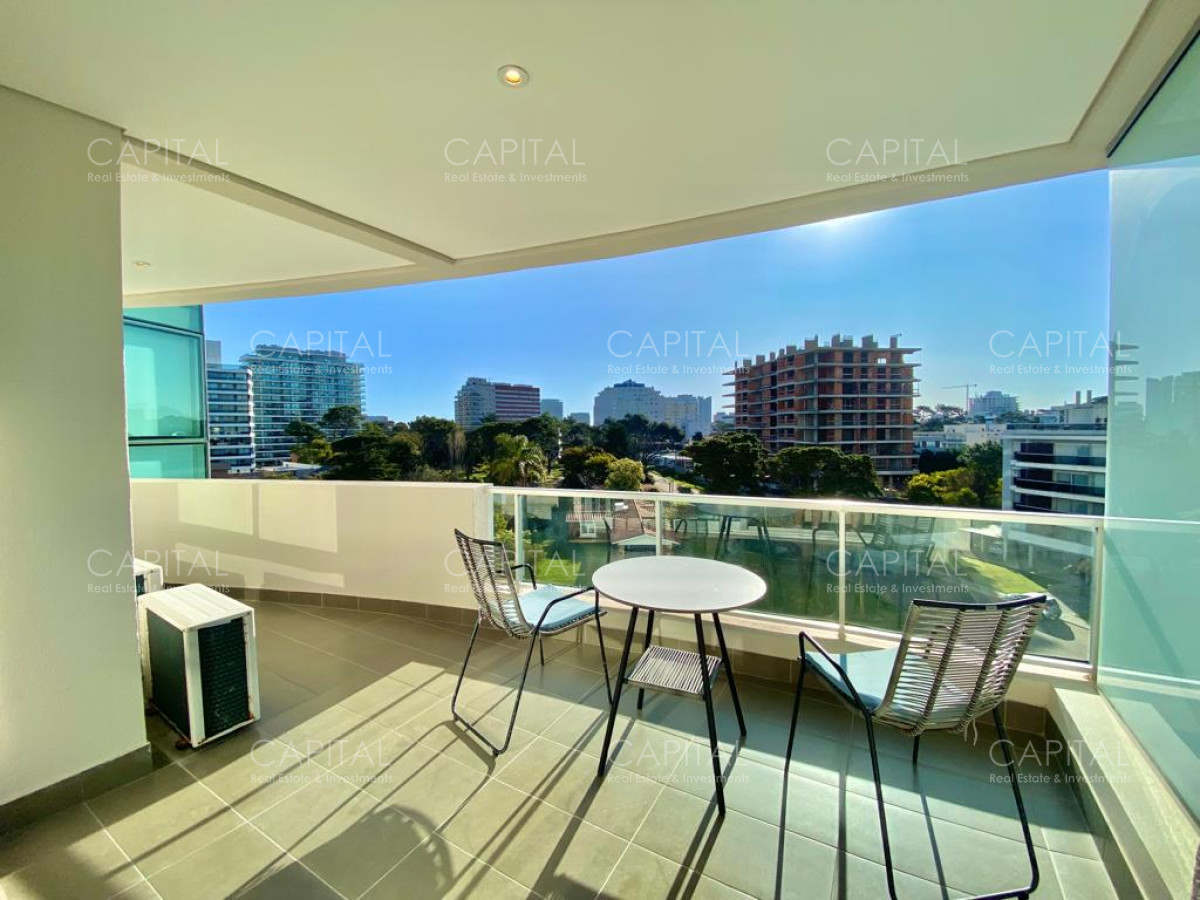 Apartamento ID.32548 - Apartamento de 2 dormitorios en venta en Wind Tower Punta del Este