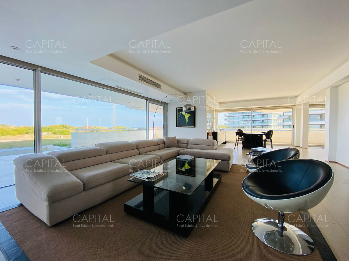 Apartamento ID.31899 - Apartamento de Lujo Frente Playa Brava Punta del Este