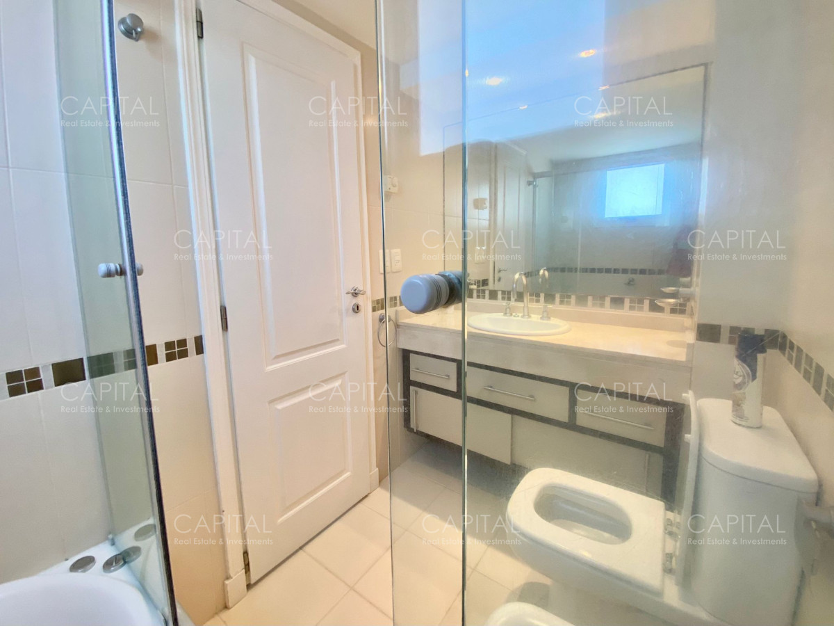 Apartamento ID.31832 - Apartamento en Venta de tres dormitorios, Punta del Este