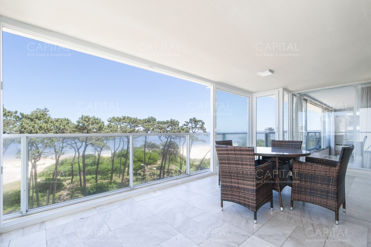 Apartamento ID.35407 - Golden Gate Punta del Este Apartamento Primera Fila