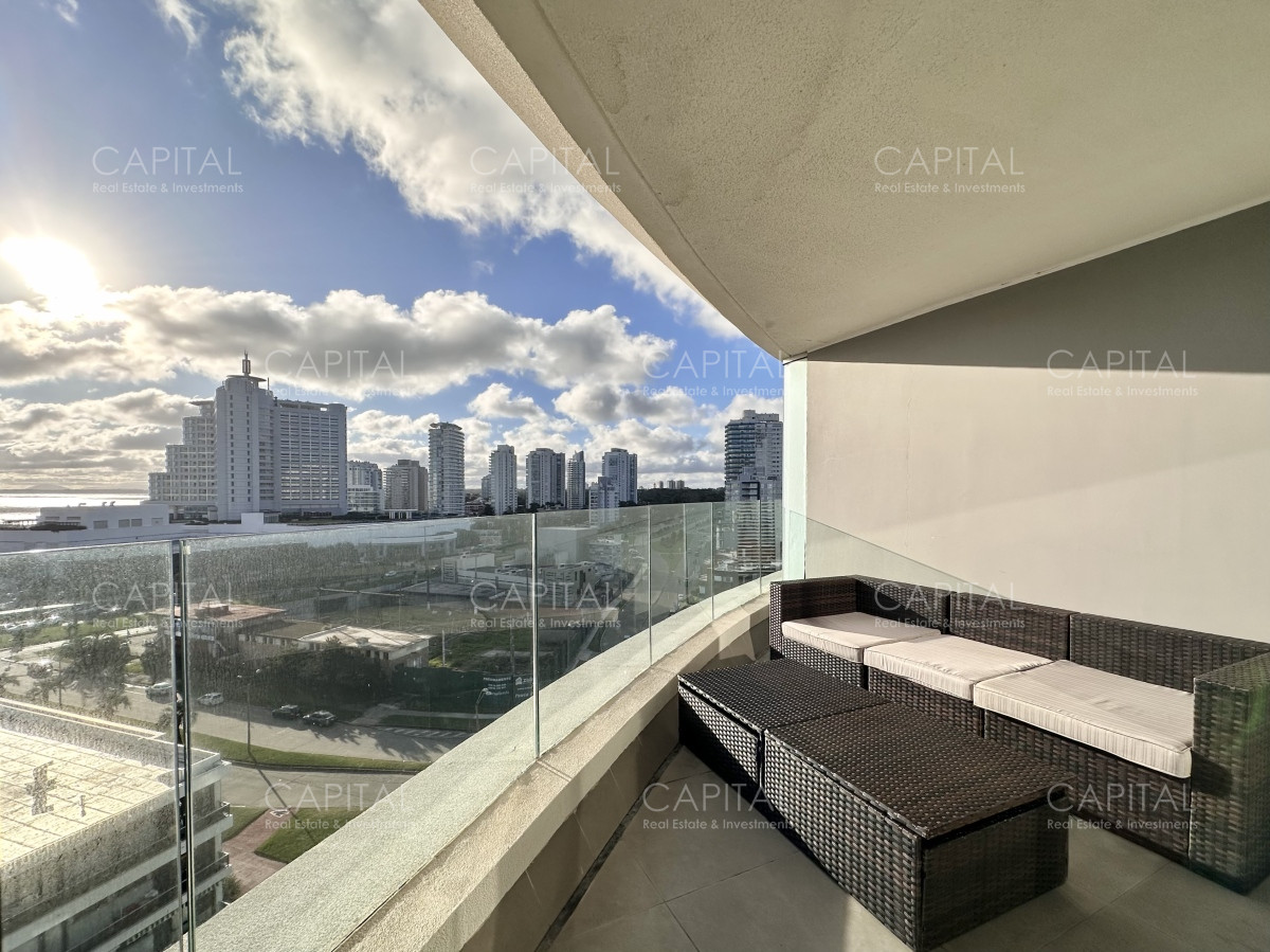 Apartamento ID.32038 - Art Tower en venta de tres dormitorios, Punta del Este.