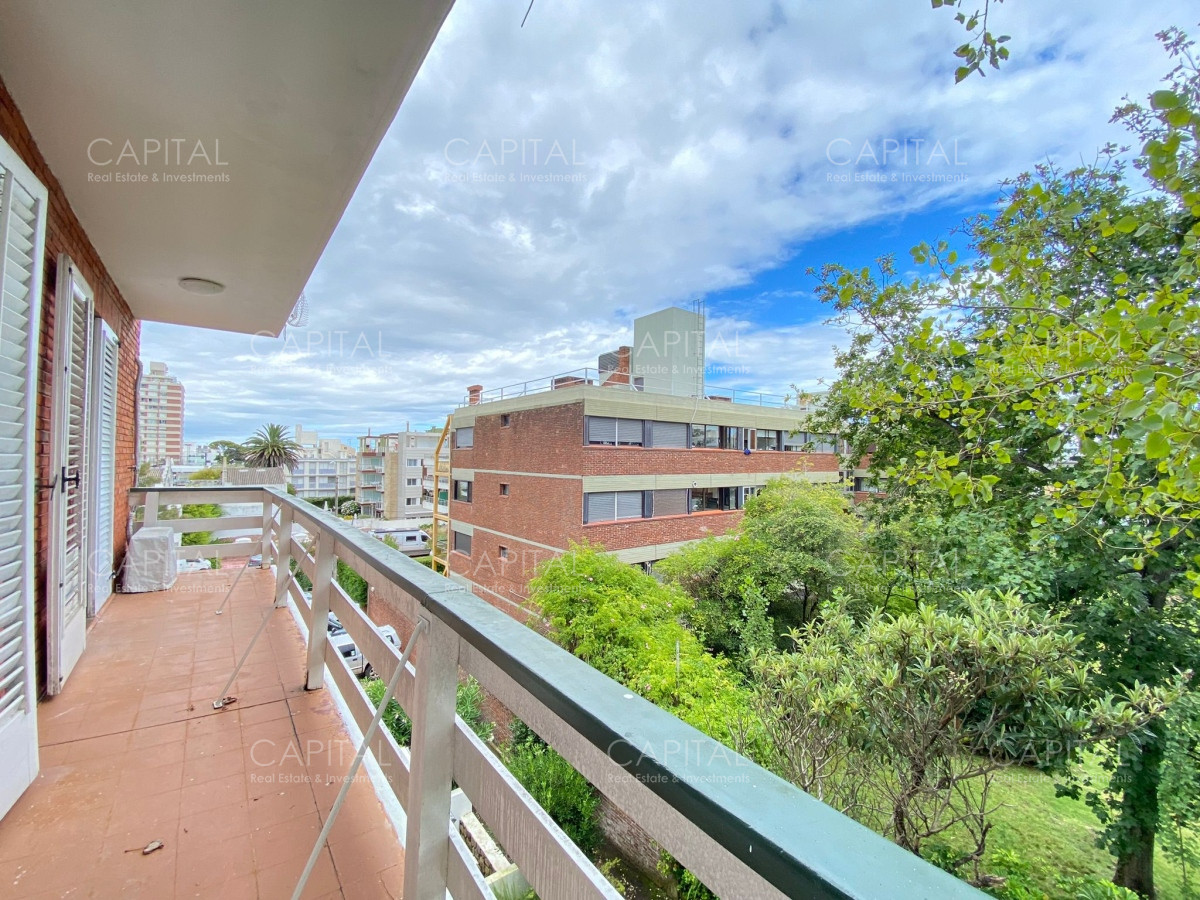 Apartamento ID.37019 - Apartamento en Peninsula Tres Dormitorios