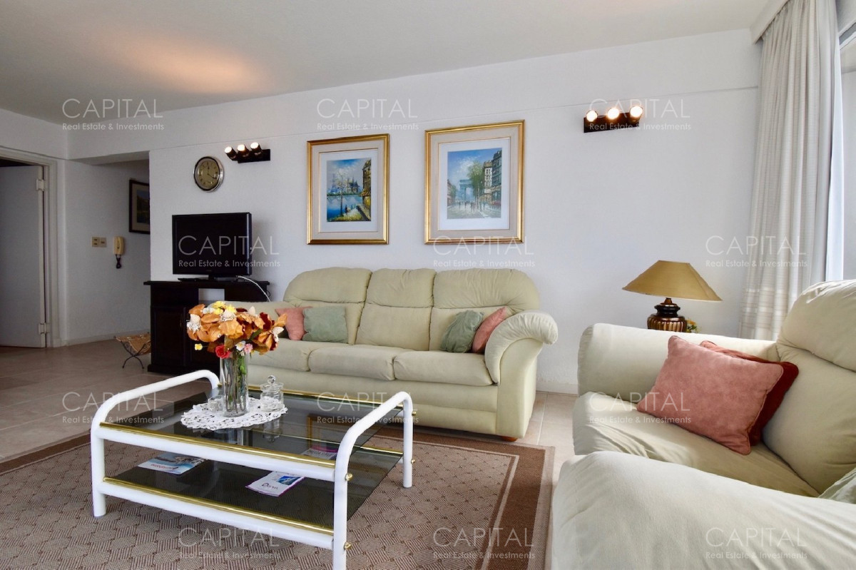Apartamento ID.26012 - Apartamento en venta Puerto Punta del Este 