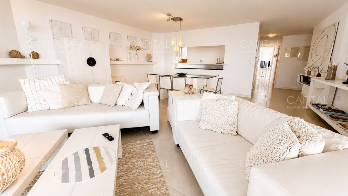 Apartamento ID.40472 - Excelente departamento 3 dormitorios con parrillero en Playa Brava