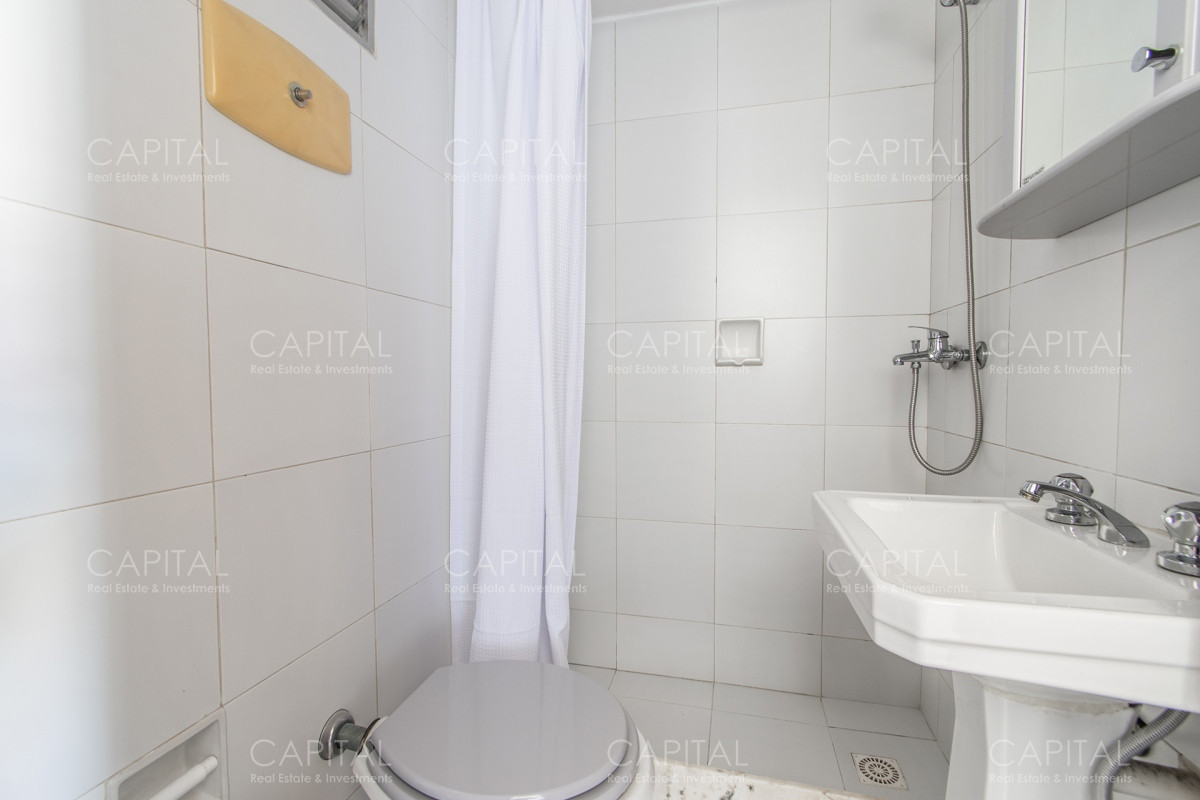 Apartamento ID.31268 - Malecon Punta del Este Apartamento de 3 dormitorios y servicios en venta en primera linea, Playa Mansa.