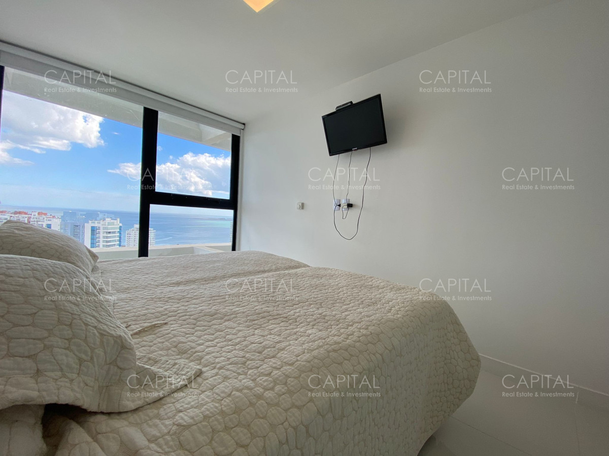 Apartamento ID.32684 - Apartamento en Venta Art Tower Tres Dormitorios en Suite