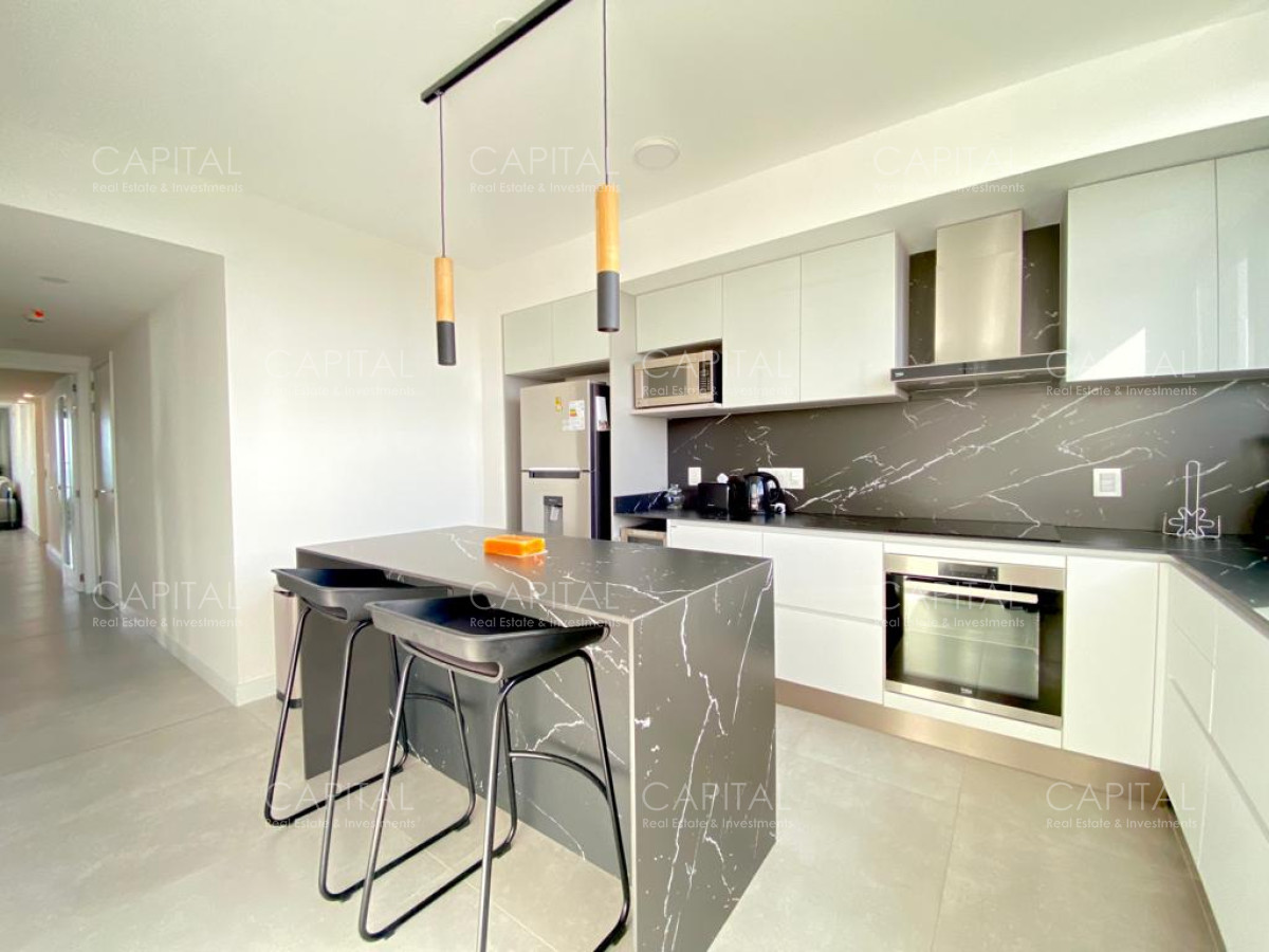 Apartamento ID.34588 - Venetian Punta Del Este Apartamento frente al mar de tres dormitorios mas dependencia en Venta