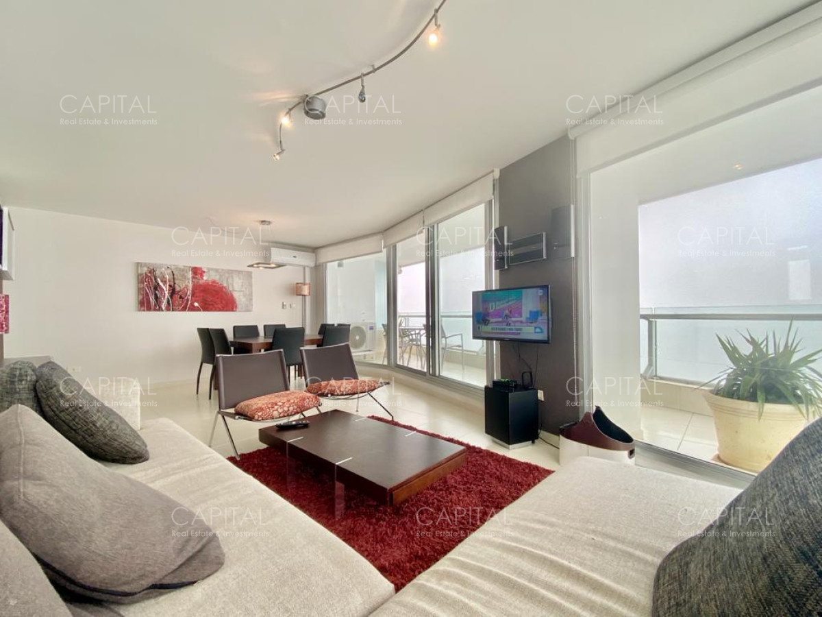 Apartamento ID.33186 - Apartamento de tres suites y dependencia con vista al mar Punta del Este.