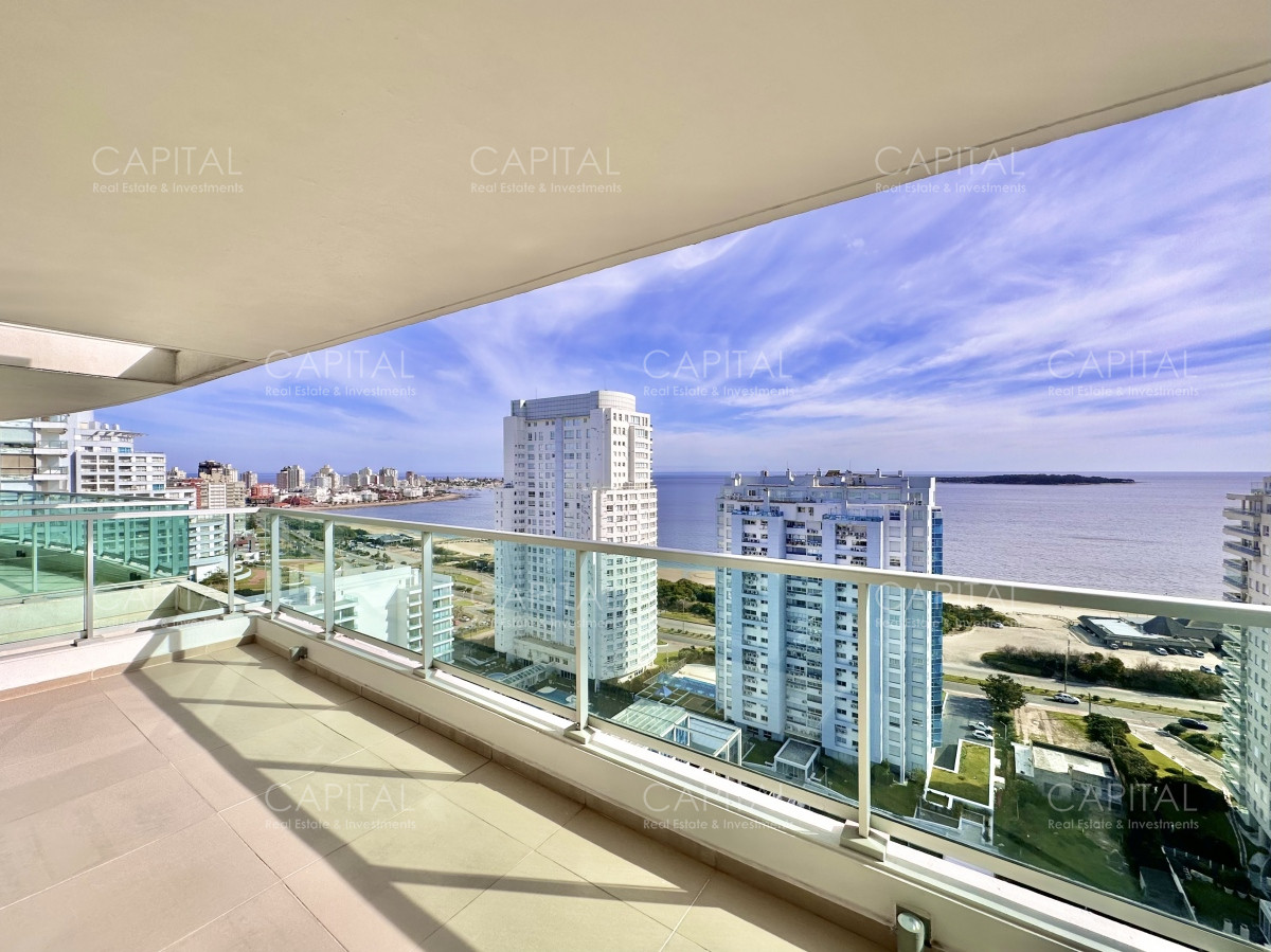 Apartamento ID.34912 - Apartamento de dos dormitorios con parrillero en venta Playa Mansa.