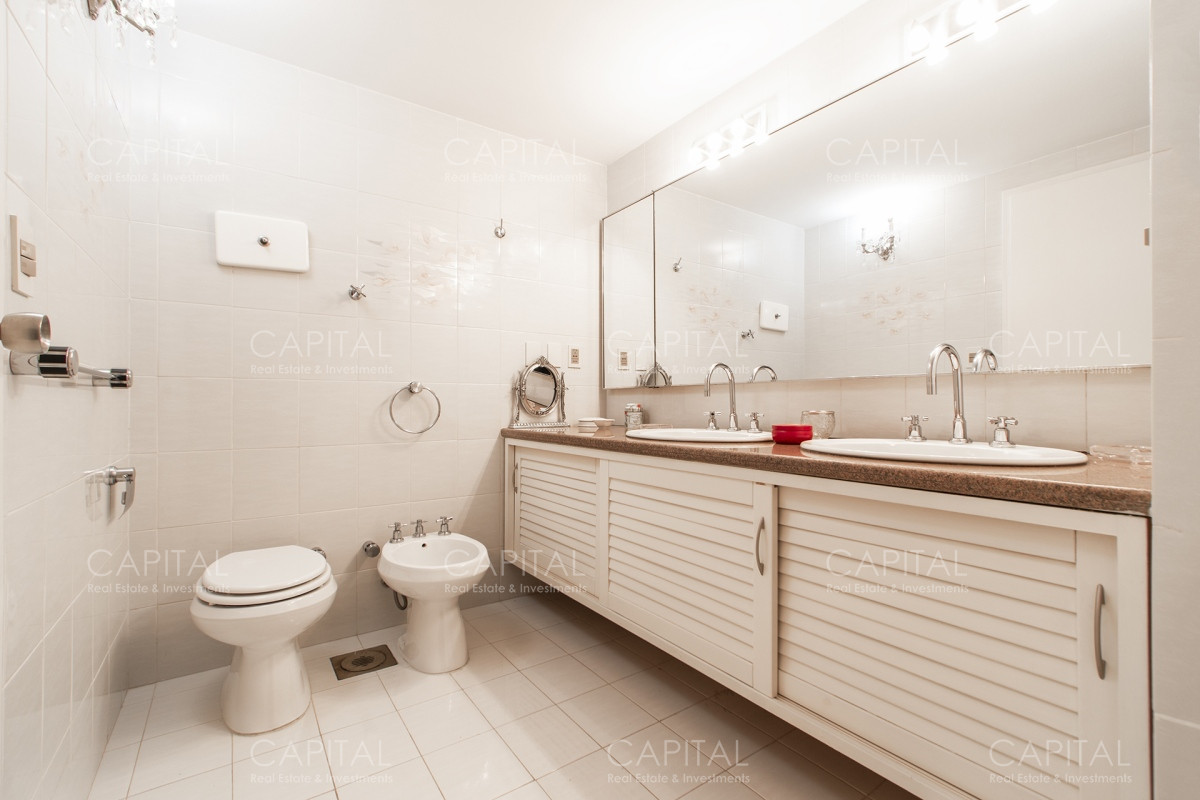 Apartamento ID.35407 - Golden Gate Punta del Este Apartamento Primera Fila