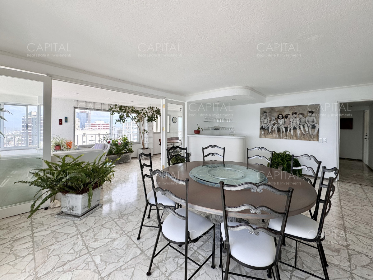 Apartamento ID.37407 - Apartamento de tres dormitorios y dependencia en Venta Punta del Este