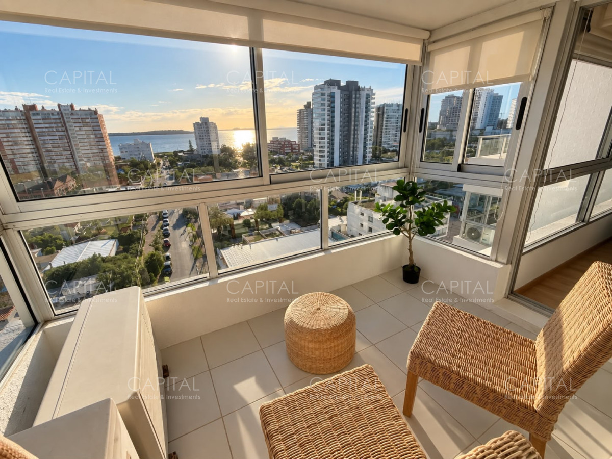 Apartamento 3 dormitorios con vista a Playa Mansa, photo 1