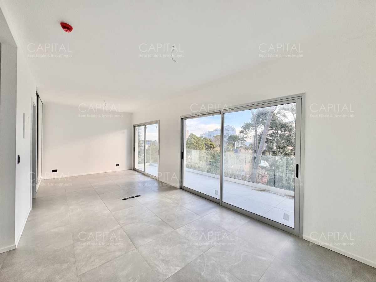 Apartamento ID.38339 - Apartamento monoambiente en venta en playa mansa con vista al mar