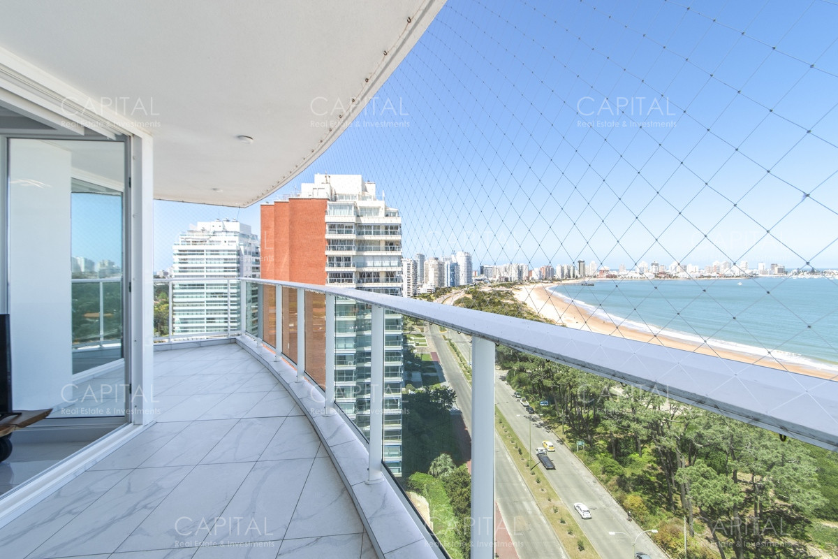 Apartamento ID.35253 - Paramount De Tres Dormitorios En Suites + Dependencia En Alquiler