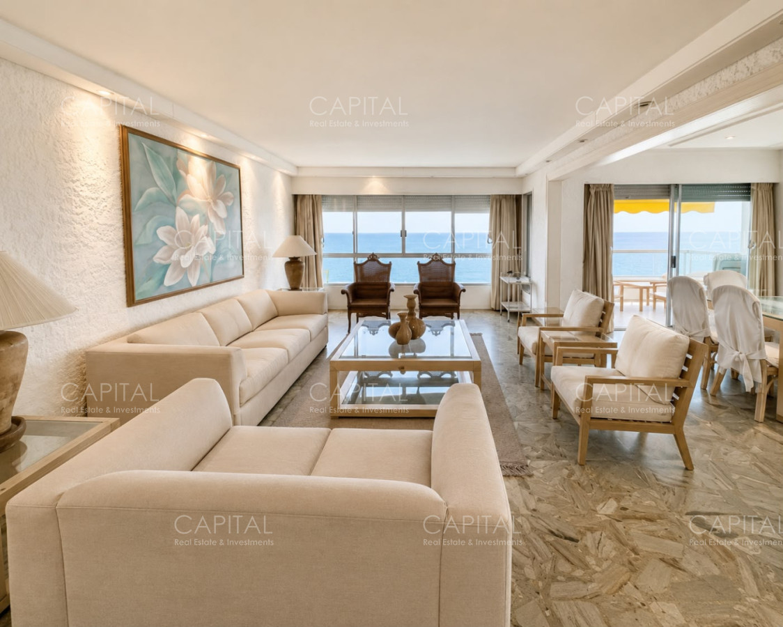 Apartamento ID.40420 - Apartamento primera linea en playa mansa en venta