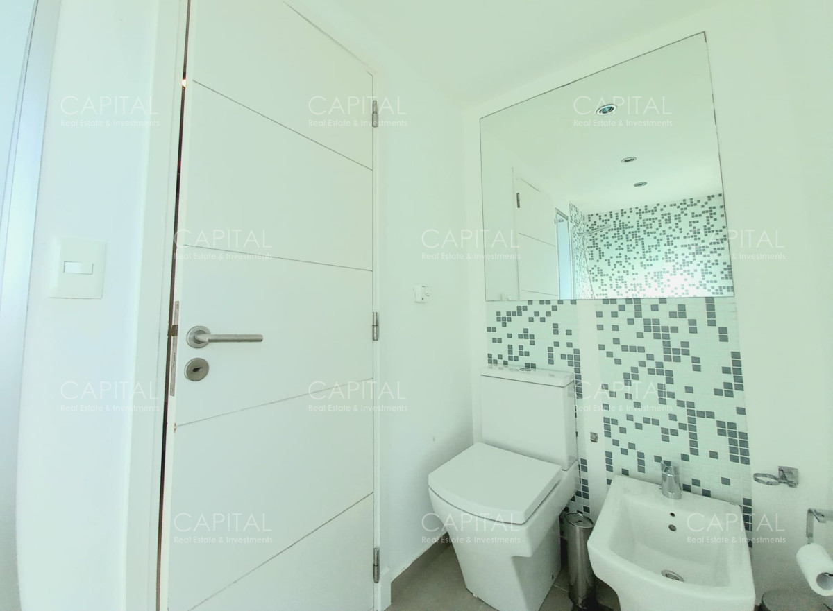Apartamento ID.32914 - Alquiler Apartamento de tres dormitorios con vista al Mar en Playa Brava