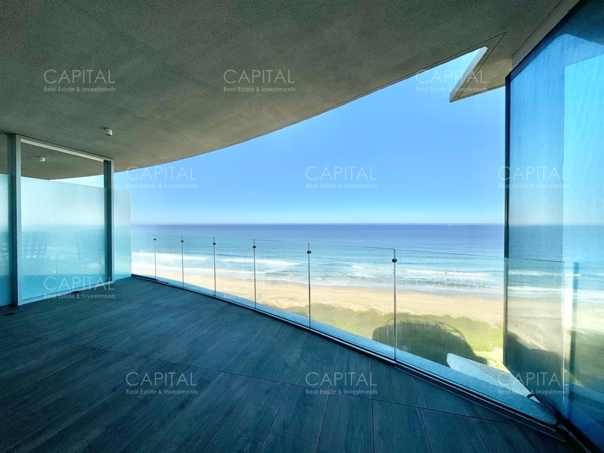 Apartamento ID.36643 - Apartamento esquinero de tres y dependencia piso alto en Trump Tower en Venta