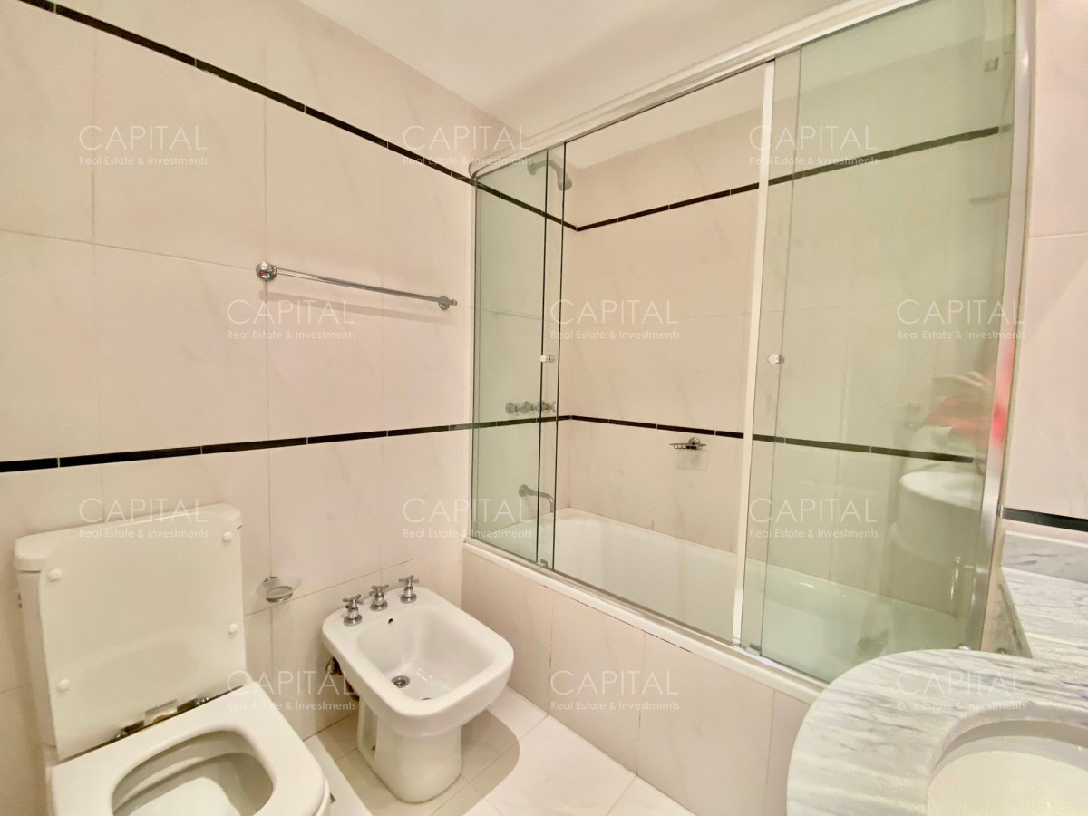 Apartamento ID.31832 - Apartamento en Venta de tres dormitorios, Punta del Este