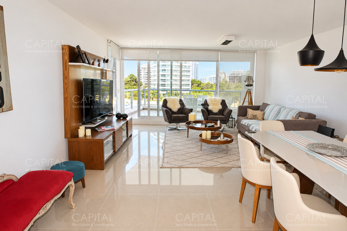 Apartamento ID.38831 - Departamento en venta 3 dormitorios en Torre One a 100 mts de Playa Brava