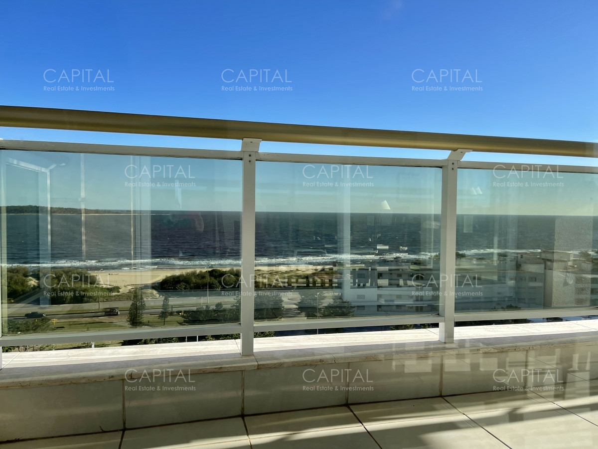 Apartamento ID.31040 - Venta de apartamento esquinero Le Jardin Punta del Este
