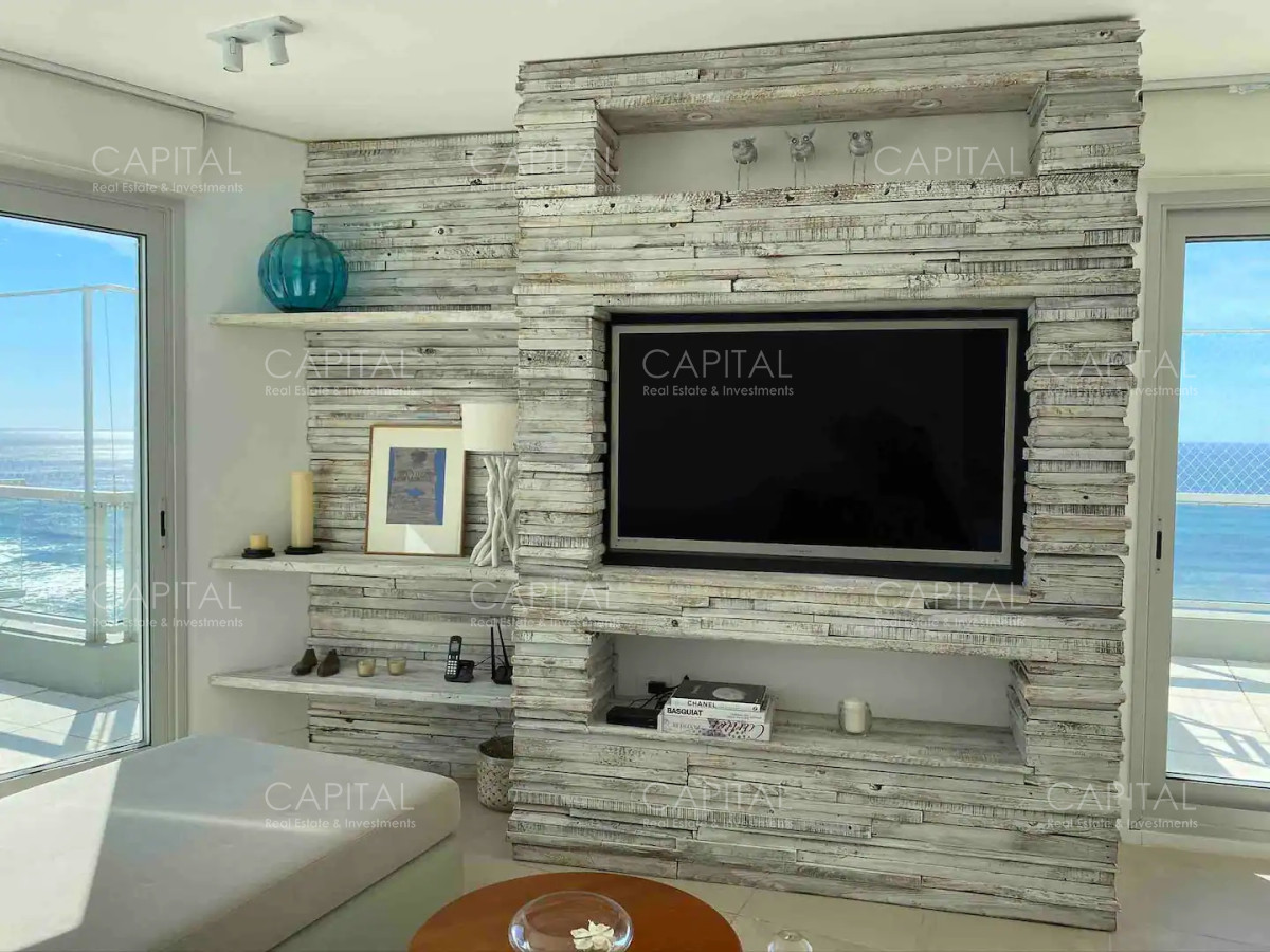 Apartamento ID.33769 - PentHouse de cuatro dormitorios en suite en Le Parc con parrillero propio y dependencia de servicio en Alquiler Temporal