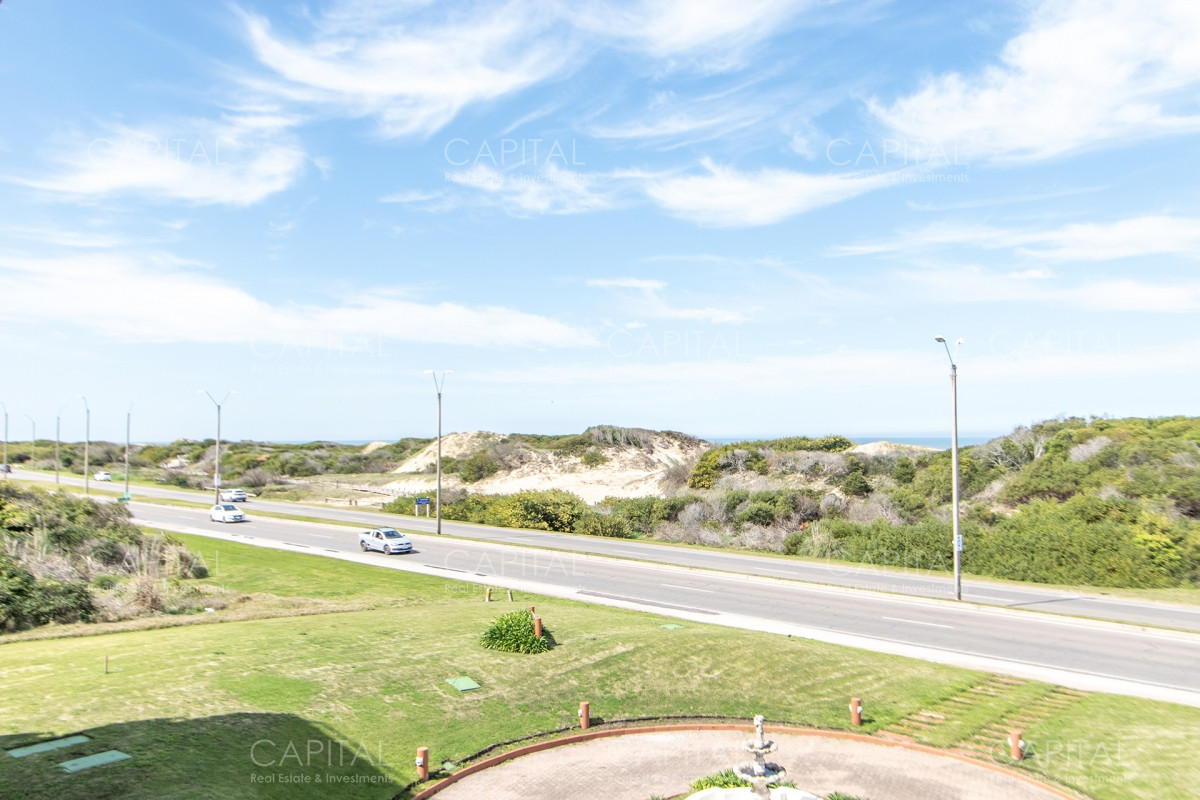 Apartamento ID.35179 - Apartamento en venta en primera línea Playa Brava