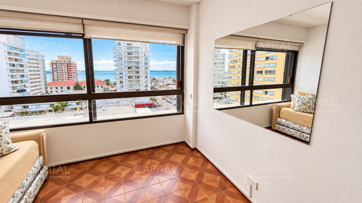 Apartamento ID.40808 - Apartamento en venta en Península, Punta del Este, ubicado a 100 metros del mar.