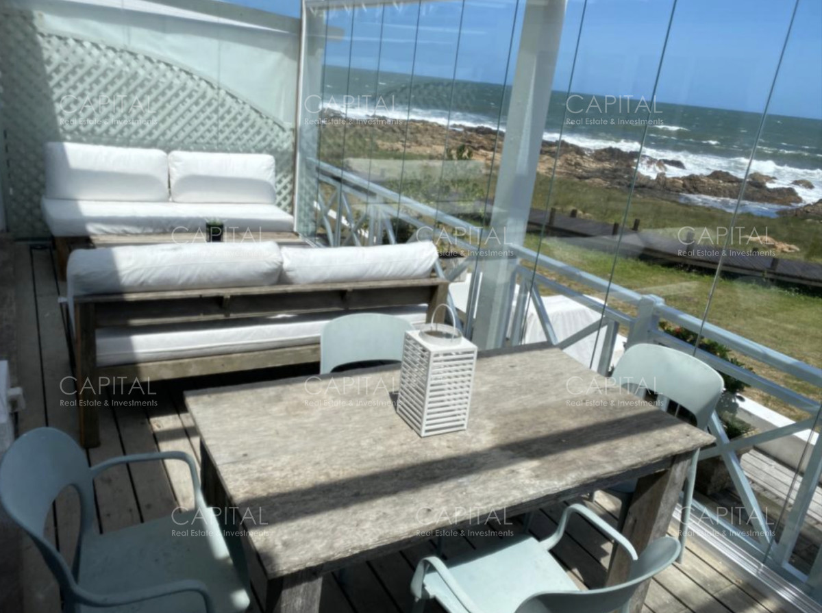 Apartamento ID.40317 - Departamento de 2 dormitorios frente al mar en Montoya