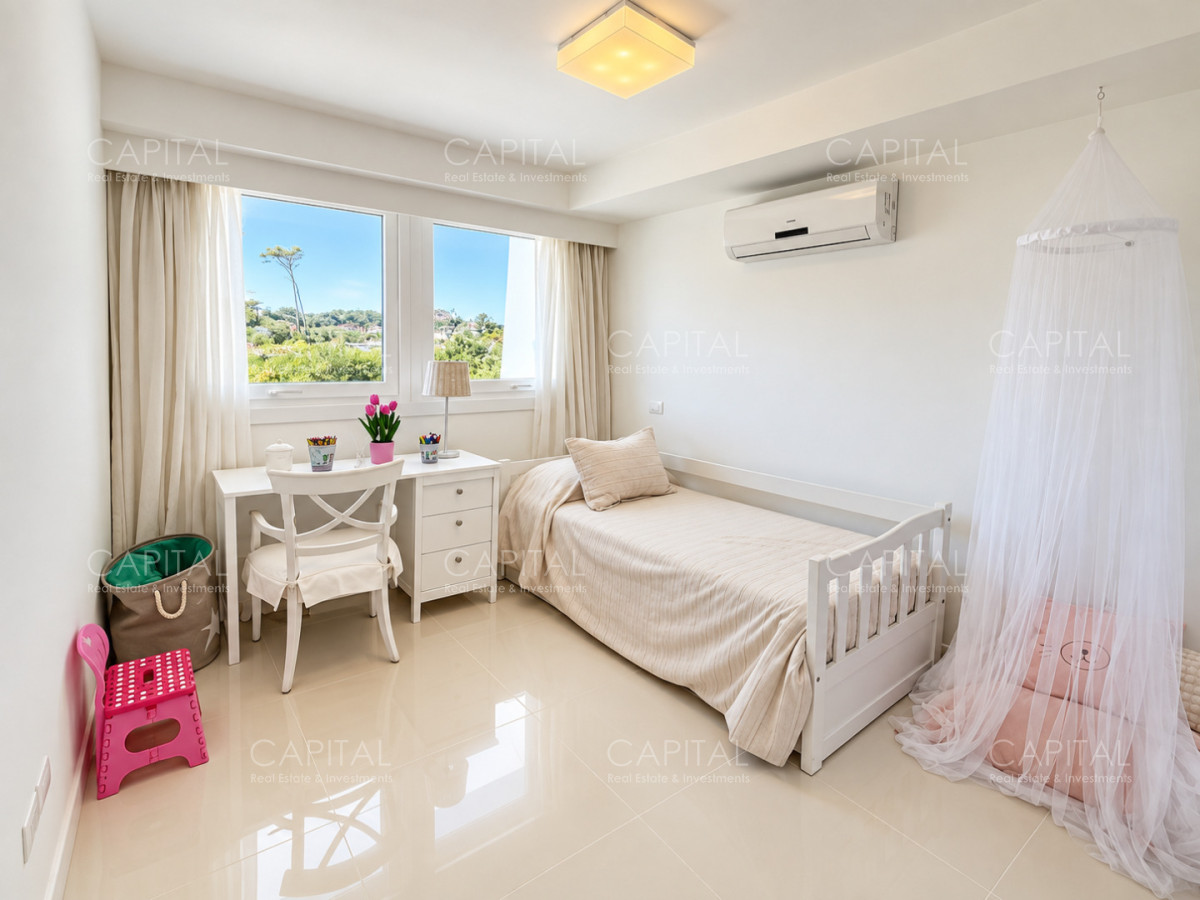 Apartamento ID.28086 - Departamento en venta 3 dormitorios en Manantiales en Bikini Beach