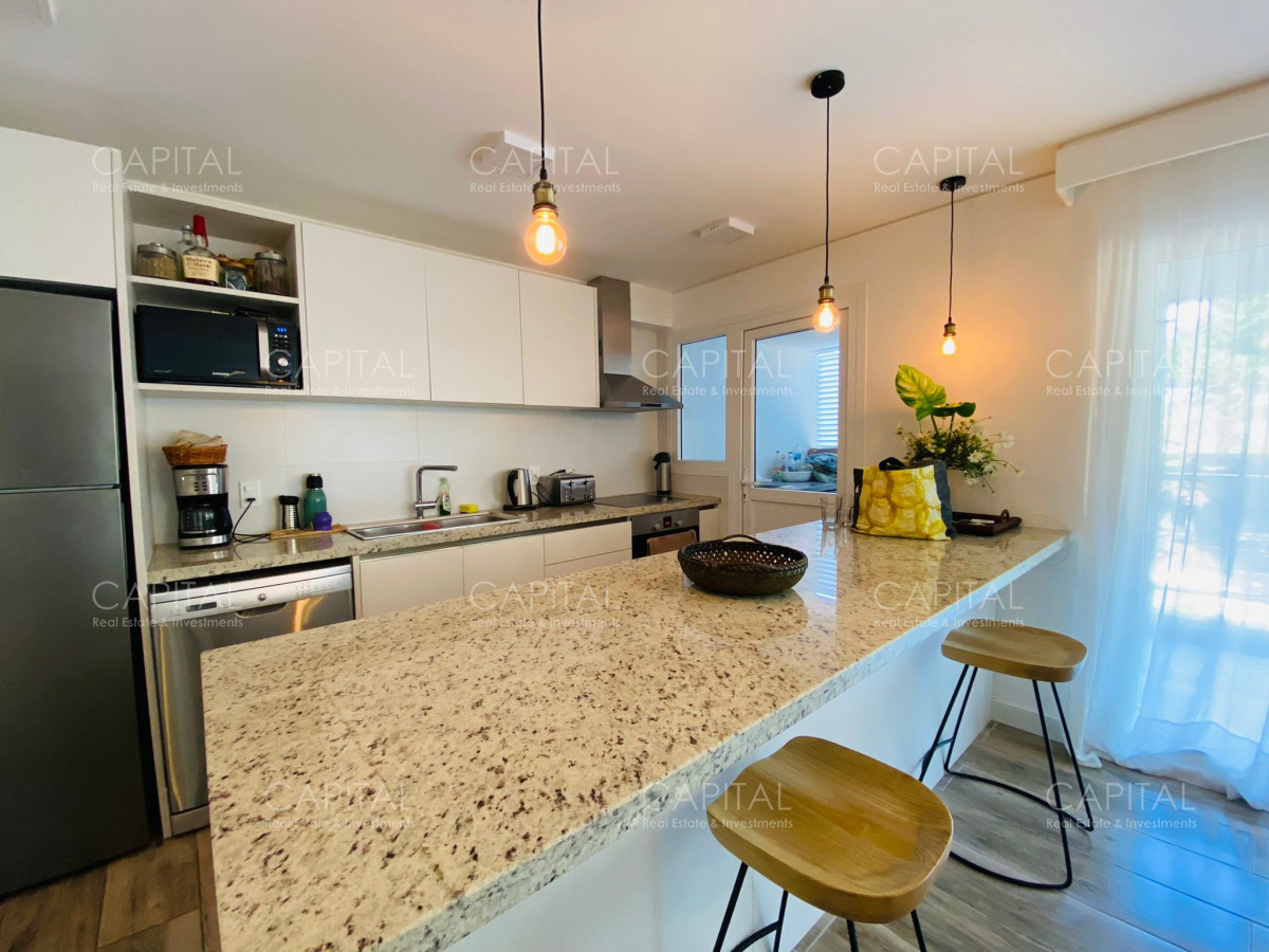 Apartamento ID.33008 - Apartamento en Venta Tres Suites y Dependencia Playa Brava