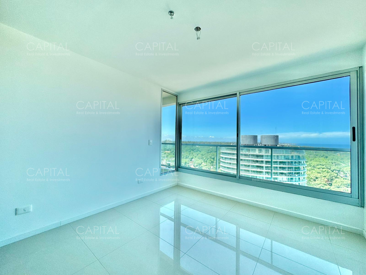 Apartamento ID.35540 - Apartamento de tres dormitorios en venta en Roosevelt, Punta del Este