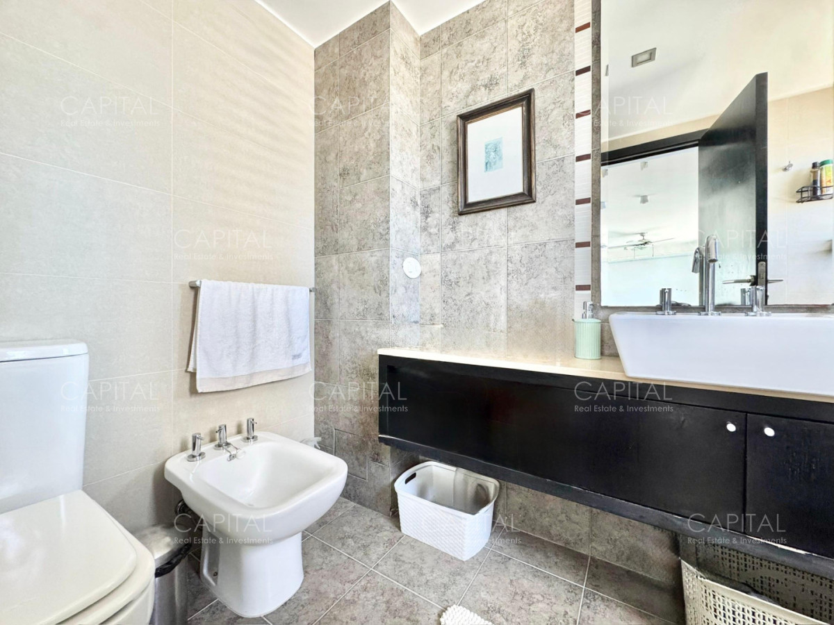 Apartamento ID.32497 - Venta departamento tres dormitorios en suite Playa Mansa Punta del Este