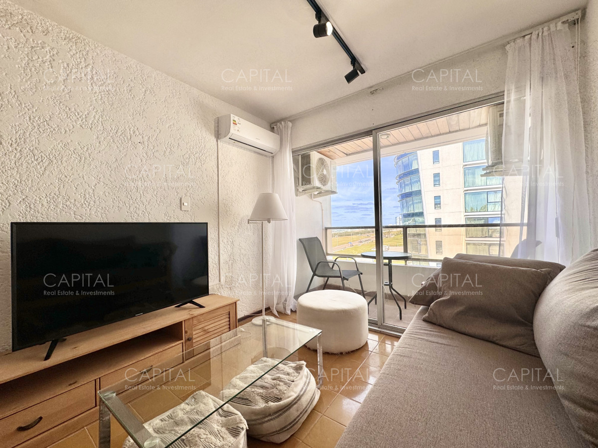 Apartamento ID.39194 - Apartamento de dos dormitorios en alquiler en primera linea, Playa Brava, Punta del Este