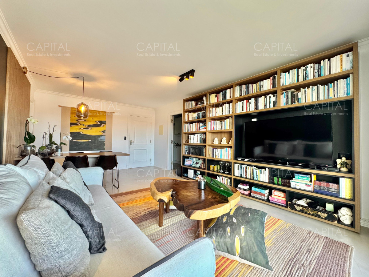 Apartamento ID.34948 - Coral Tower de tres dormitorios en venta Playa Mansa primera fila 