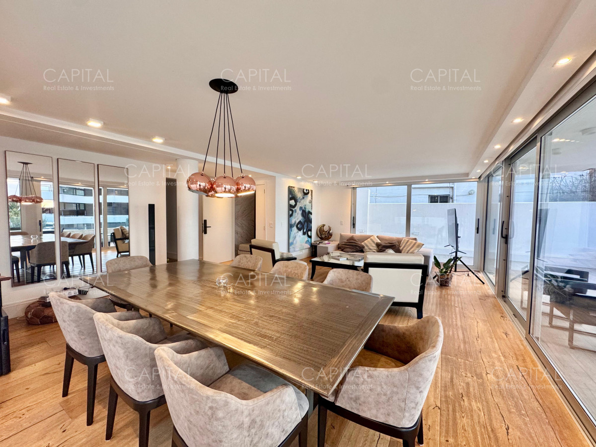 Apartamento ID.29222 - Apartamento en Venta Frente al Mar Punta del Este Cuatro dormitorios