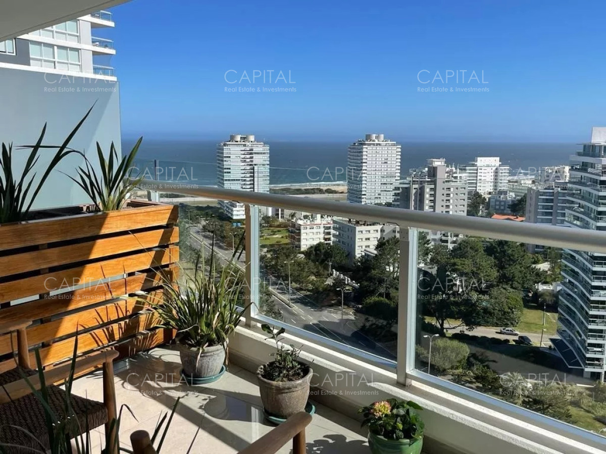 Apartamento ID.36398 - Torre One Apartamento de tres dormitorios mas dependencia de servicio en venta