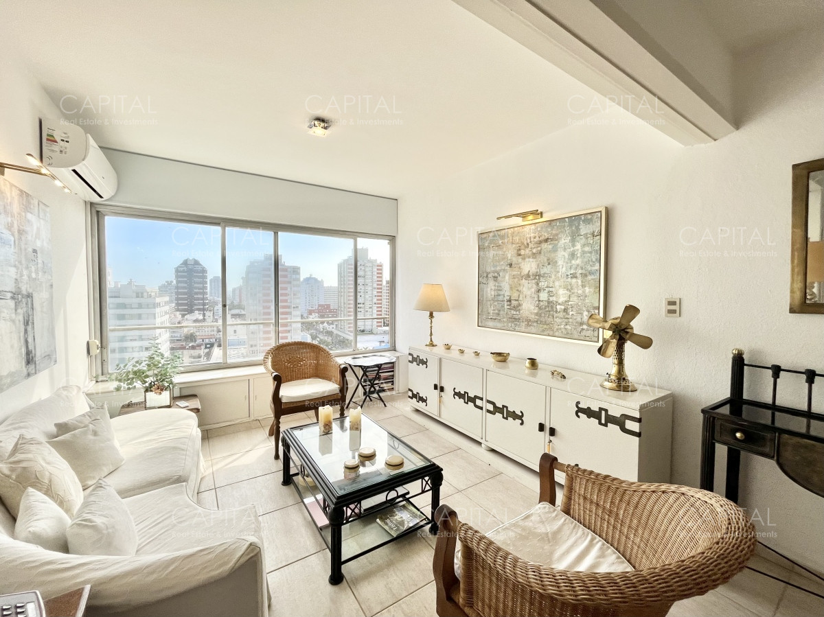 Apartamento ID.35775 - Apartamento Duplex en Alquiler Dos Dormitorios 