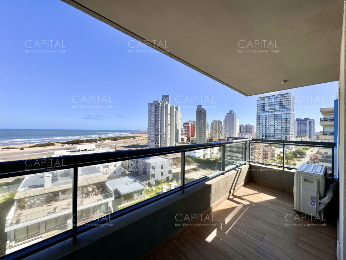 Apartamento ID.39840 - Apartamento de dos dormitorios con vista al Mar en Playa Brava, Punta del Este.