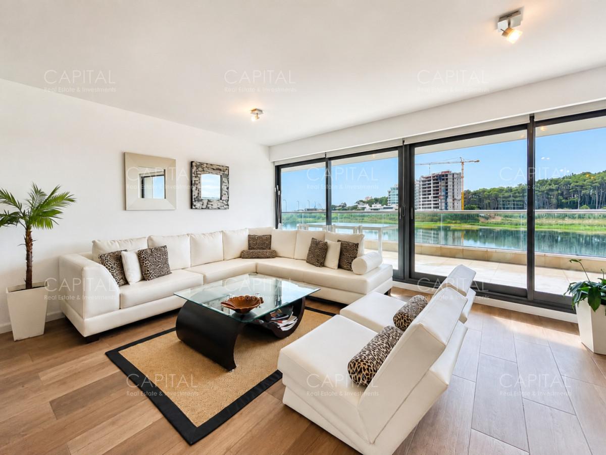 Apartamento ID.36205 - Apartamento en Venta de Tres Dormitorios en Laguna del Diario Punta del Este