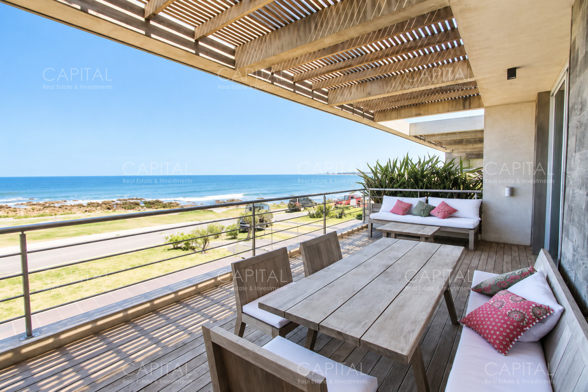 Apartamento ID.36817 - Duplex frente al mar en La Barra con espectacular vista al mar