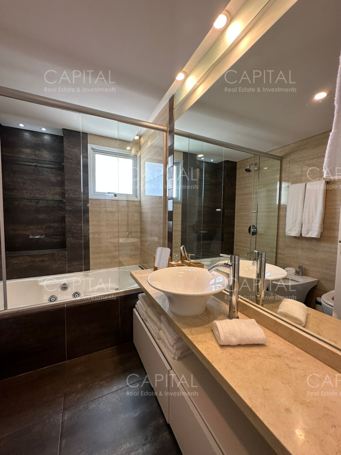 Apartamento ID.36886 - Apartamento en Venta de Tres Dormitorios en Playa Mansa Punta del  Este 