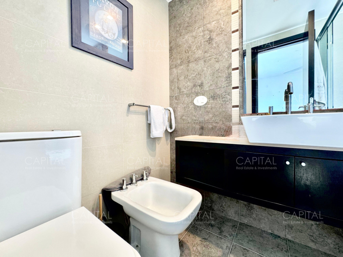 Apartamento ID.32497 - Venta departamento tres dormitorios en suite Playa Mansa Punta del Este