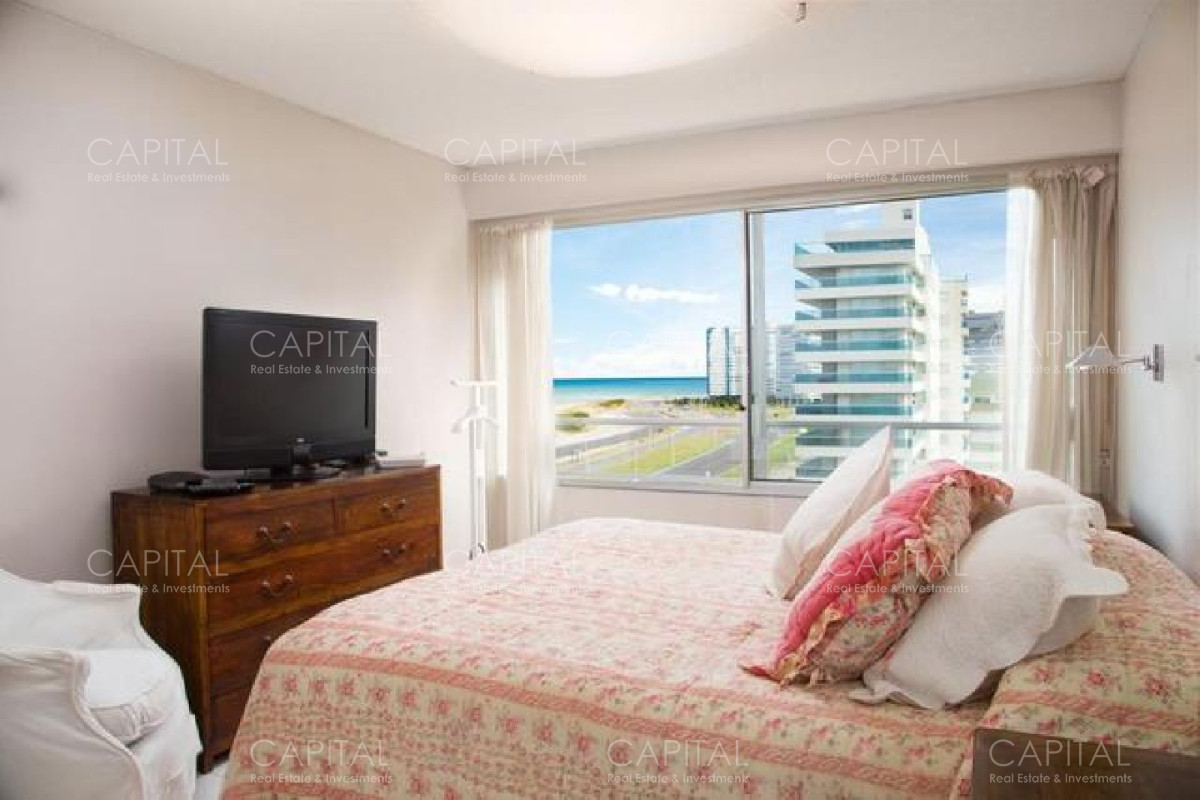 Apartamento ID.26486 - Espectacular Apartamento Torre Tiburon 3 dormitorios + servicio con baño