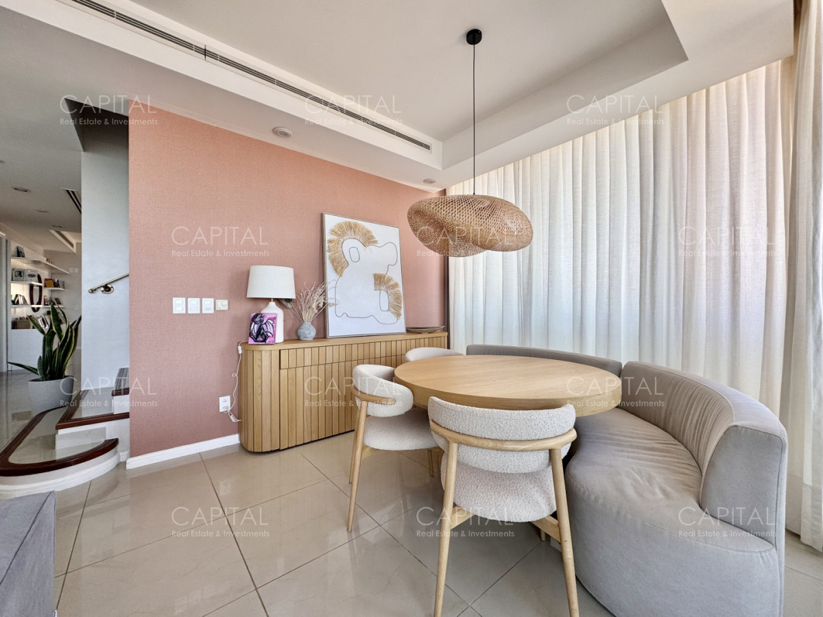 Apartamento ID.39802 - Penthouse Duplex con piscina y parrillero propio frente al Mar, en venta, Punta del Este