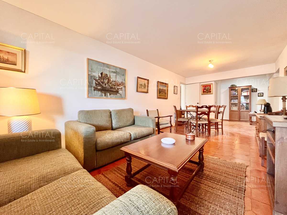 Apartamento ID.38562 - Apartamento en venta 3 dormitorios en Playa Mansa 