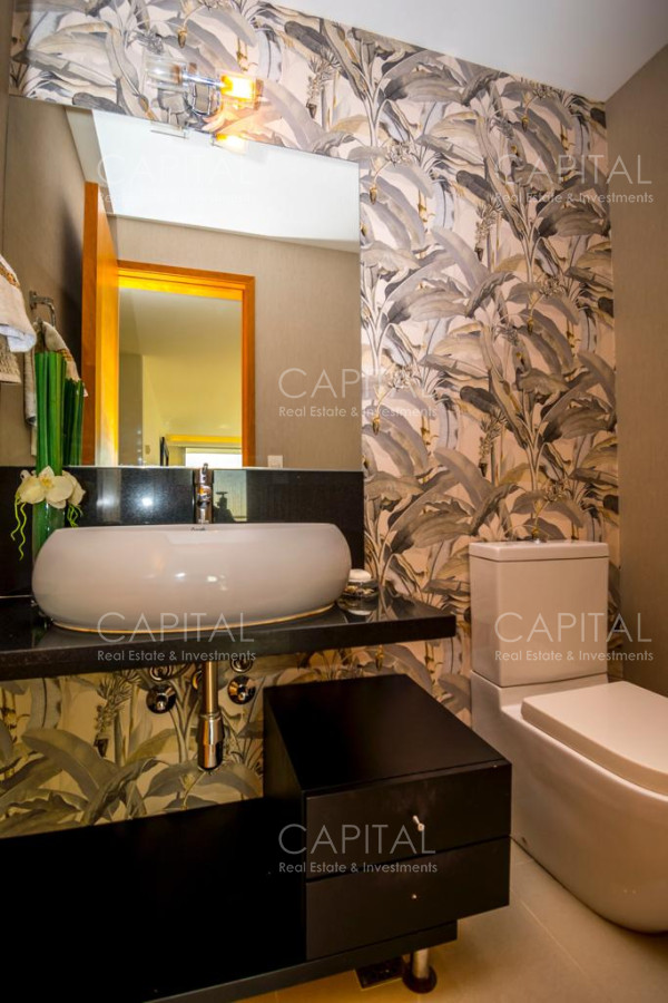 Apartamento ID.27455 - Apartamento de tres dormitorios y dependencia de servicio en venta, Playa Mansa Punta del Este