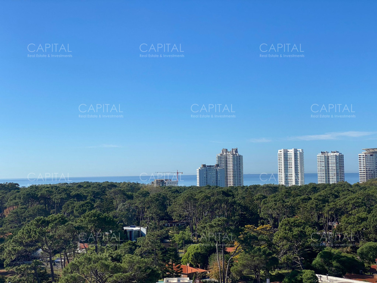 Apartamento ID.32765 - Apartamento de dos dormitorios y servicio en Alquiler Anual, Punta del Este