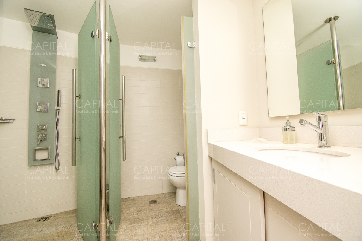 Apartamento ID.27523 - PentHouse en Venta Mansa Punta del Este Vista Playa Mansa.
