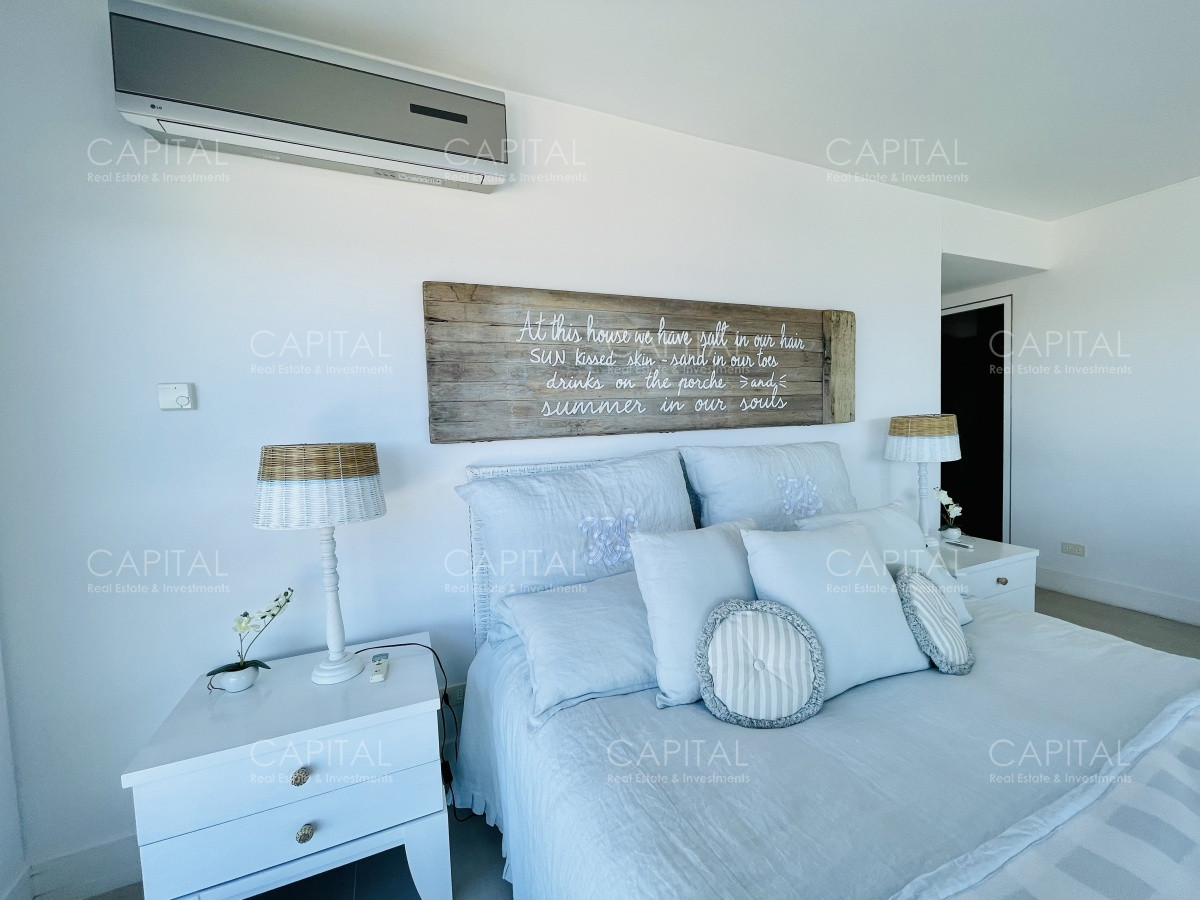 Apartamento ID.31416 - Le Parc Punta del Este de tres dormitorios más dependencia en torre de categoría sobre playa Brava, Punta del Este