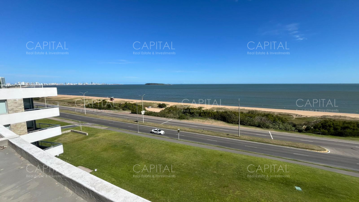 Apartamento ID.39821 - Apartamento en Venta de 3 dormitorios en playa mansa.